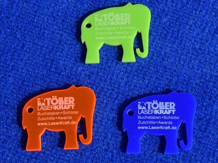 Acrylglas Freiform Elefant farbig gelasert lasergraviert Lasergravur